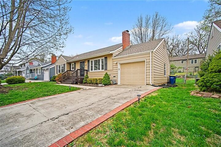 Property Photo: 5630 Beverly Lane KS 66202