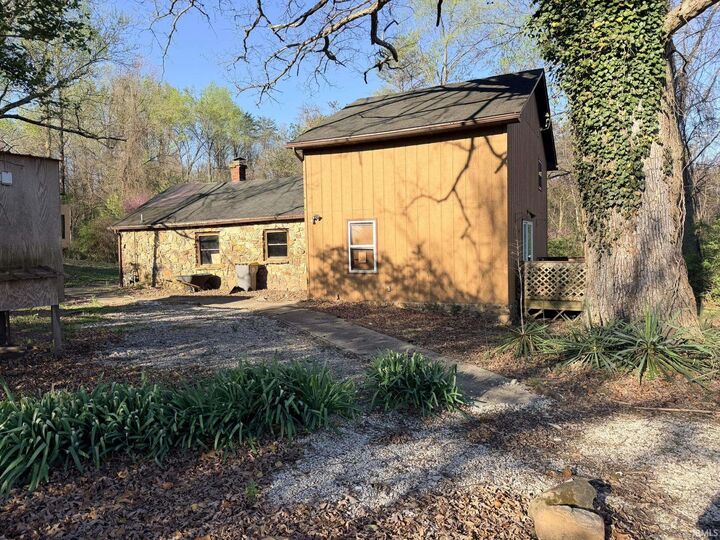 Property Photo:  1109 W Gourley Pike  IN 47404-2134 