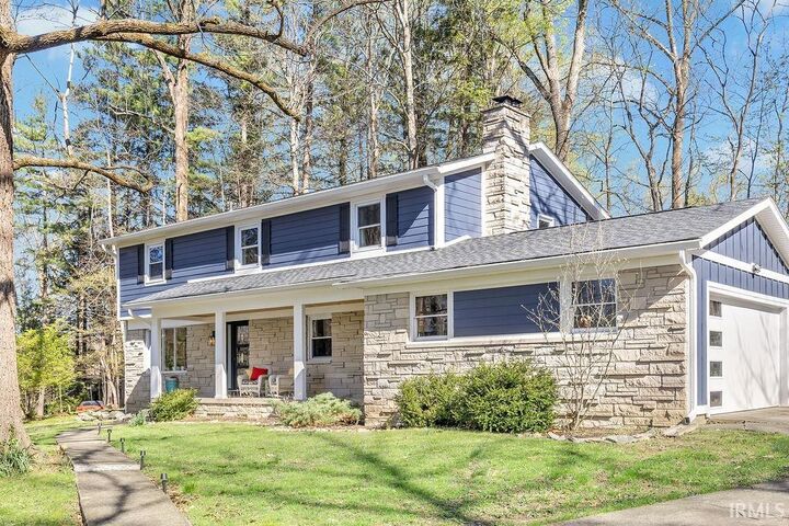 Property Photo:  2715 E Bluff Court  IN 47401 