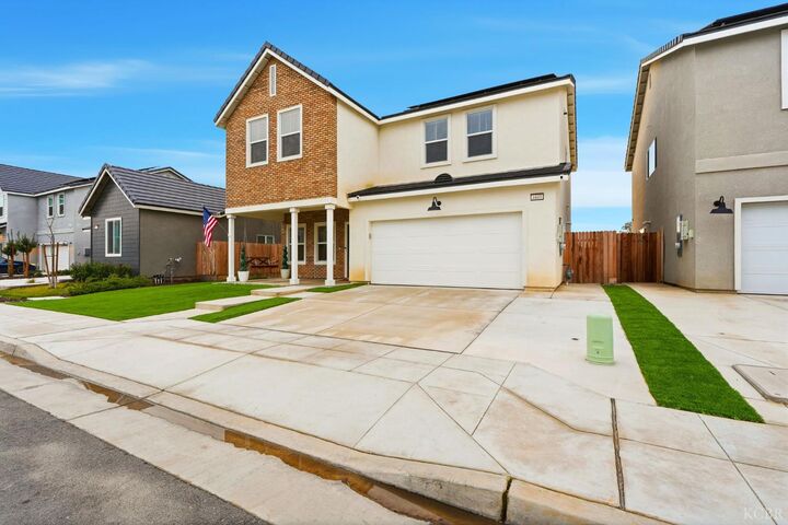 Property Photo:  4449 N Phoenix Avenue  CA 93723 