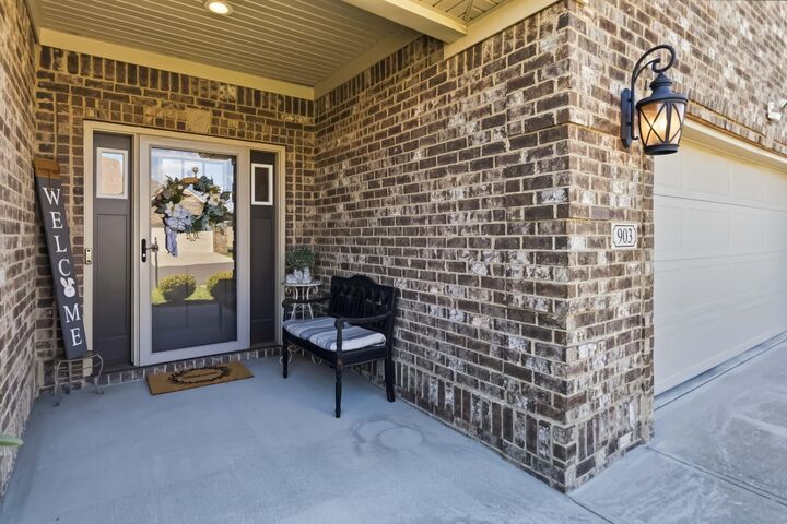 Property Photo:  903 Paddock Court  KY 40475 