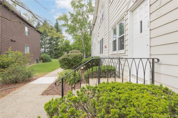 Property Photo: 135 W Nyack Road 93 NY 10954