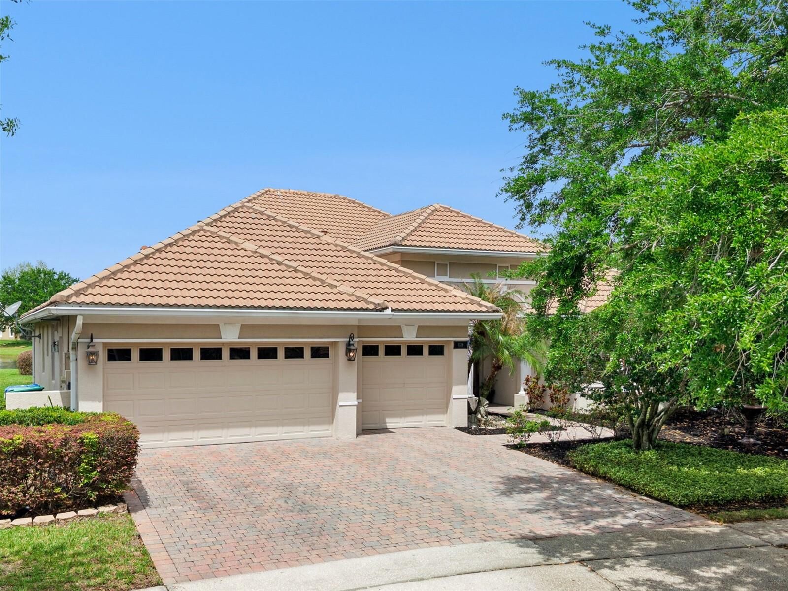 Property Photo:  1329 Glenheather Drive  FL 34786 