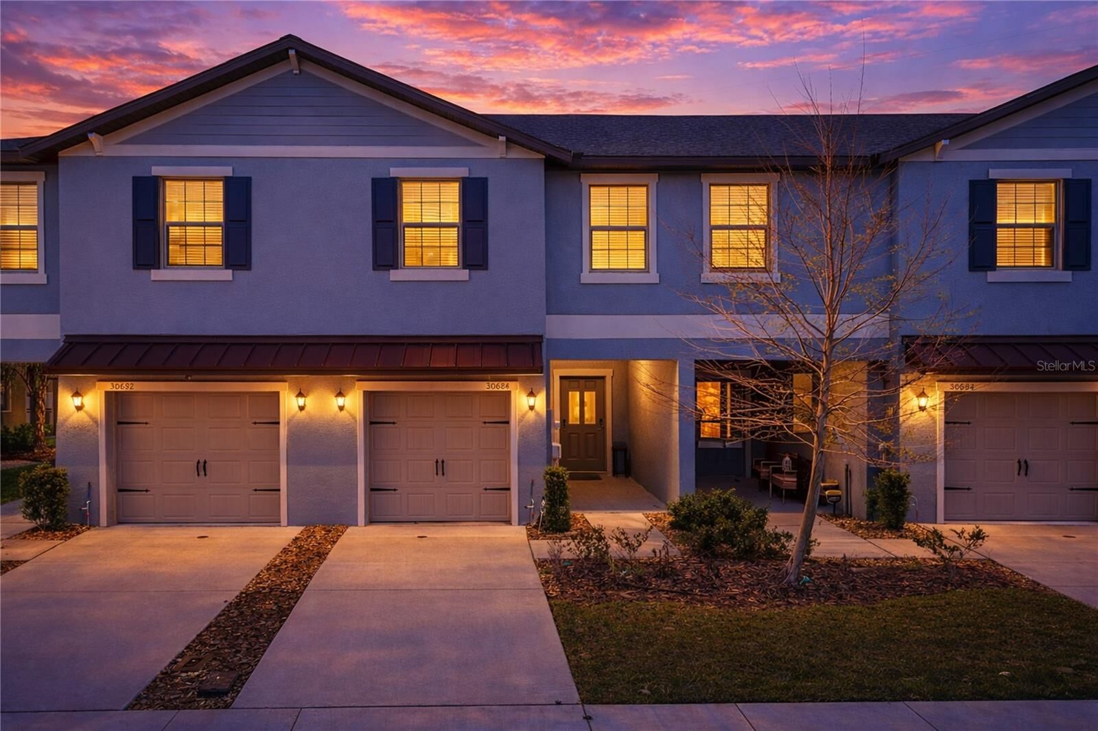 Property Photo: 30688 Veridian Way FL 33543