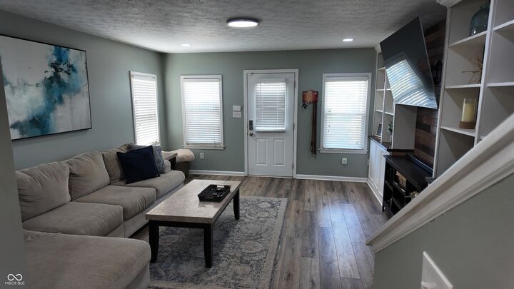 Property Photo:  1121 S Capitol Avenue  IN 46225 