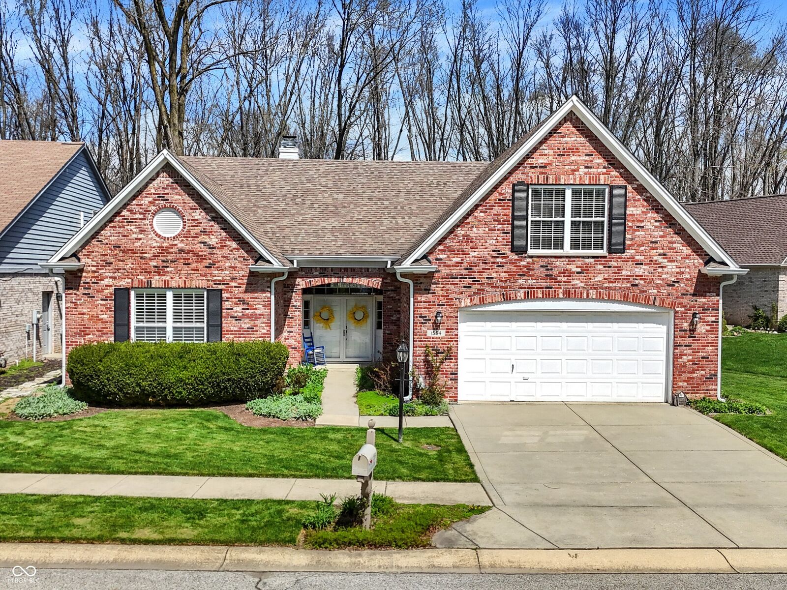 Property Photo:  1554 Glen Manor Court  IN 46032 