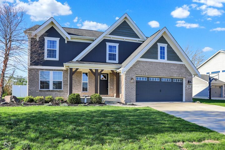 Property Photo: 1515 W Springhurst Boulevard IN 46140