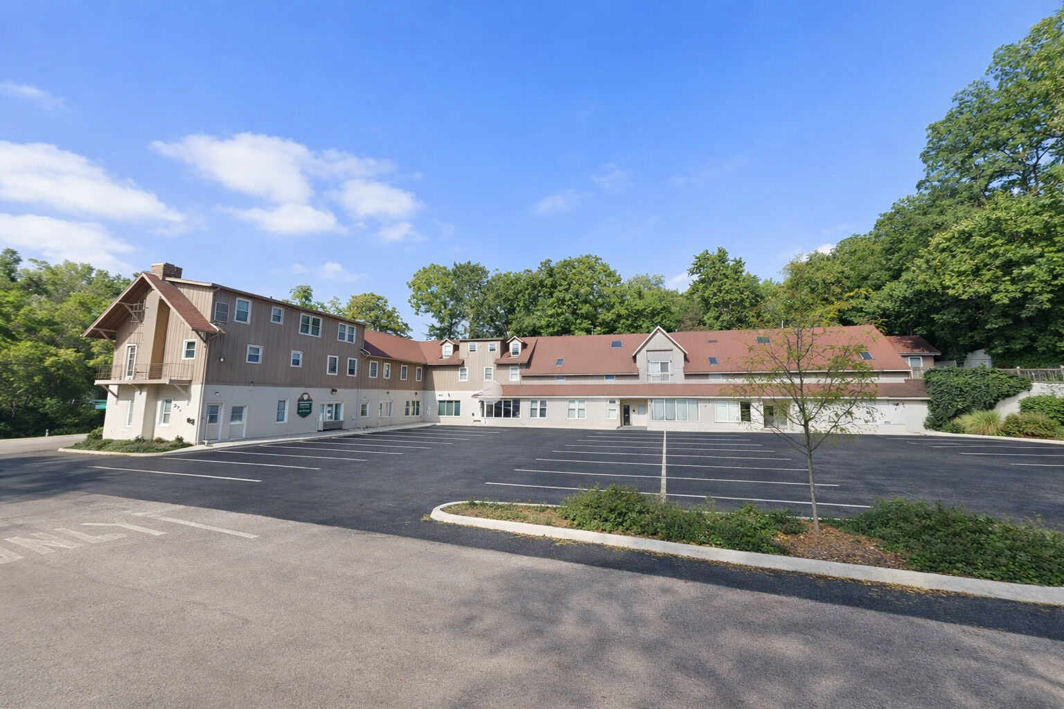 Property Photo: 271 Country Commons Road E IL 60013