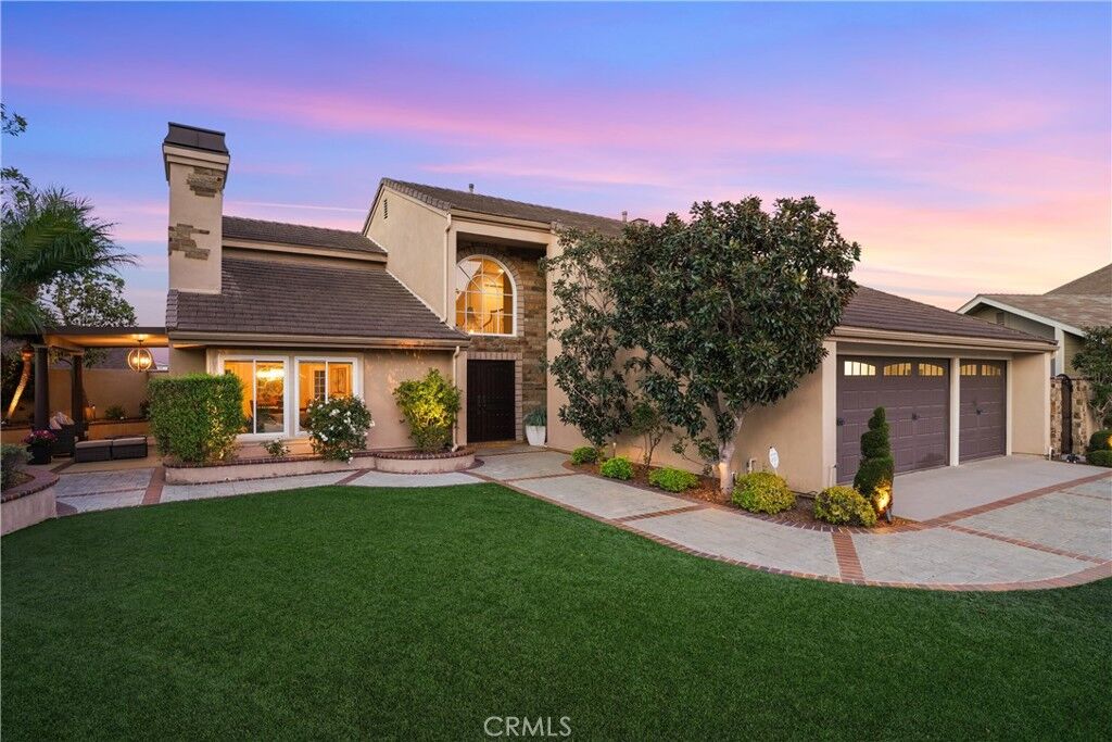 Property Photo:  17502 Tuscan  CA 92649 