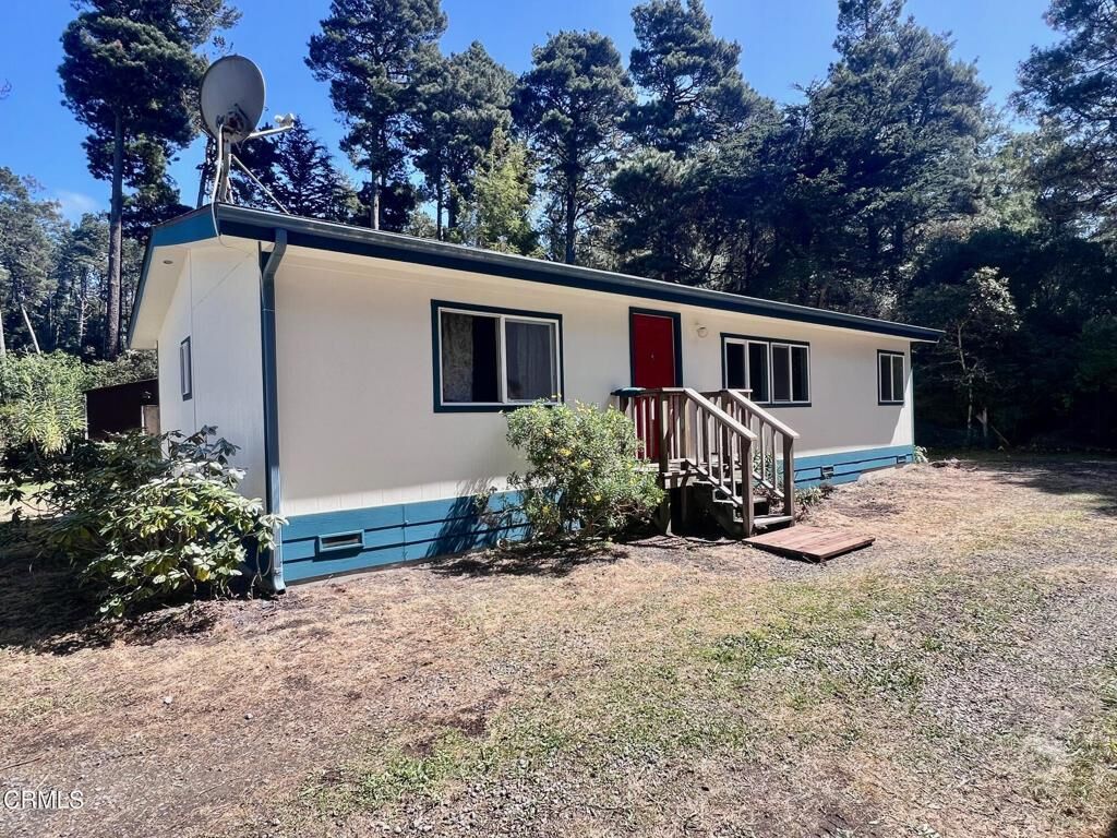 Property Photo:  18751 Sears Lane  CA 95437 