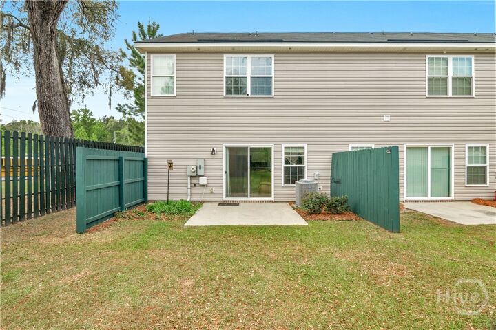 Property Photo: 100 Regis Way GA 31324