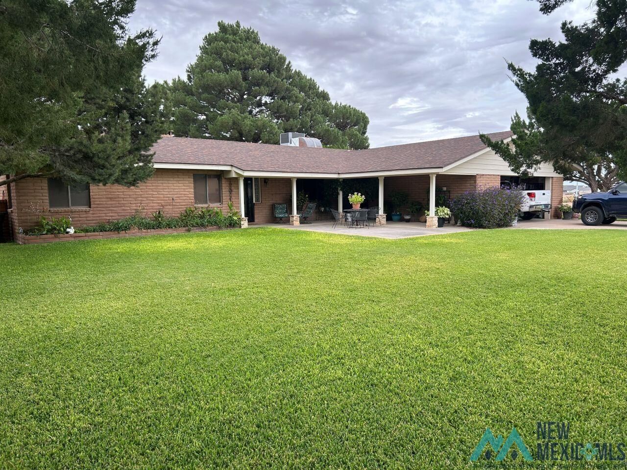 Property Photo:  502 Farris Street  NM 88220 