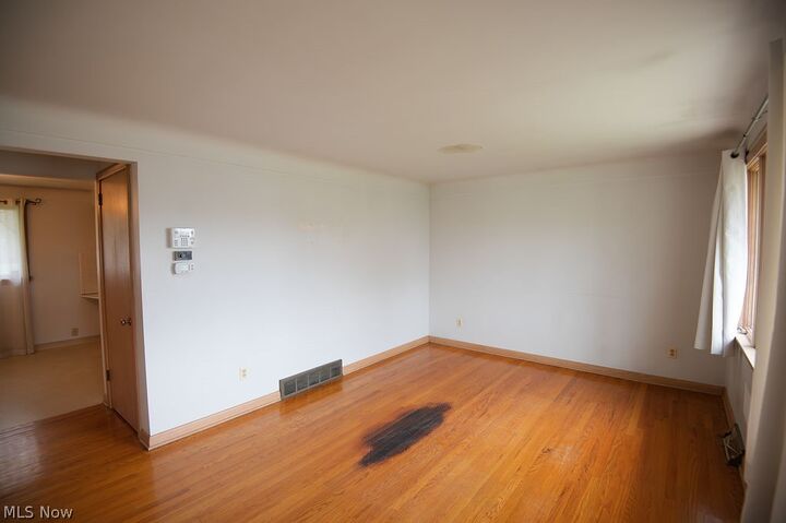 Property Photo:  80 S Hazelwood Avenue  OH 44509 