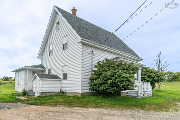 Property Photo:  5347 Highway 1  NS B5A 5B2 