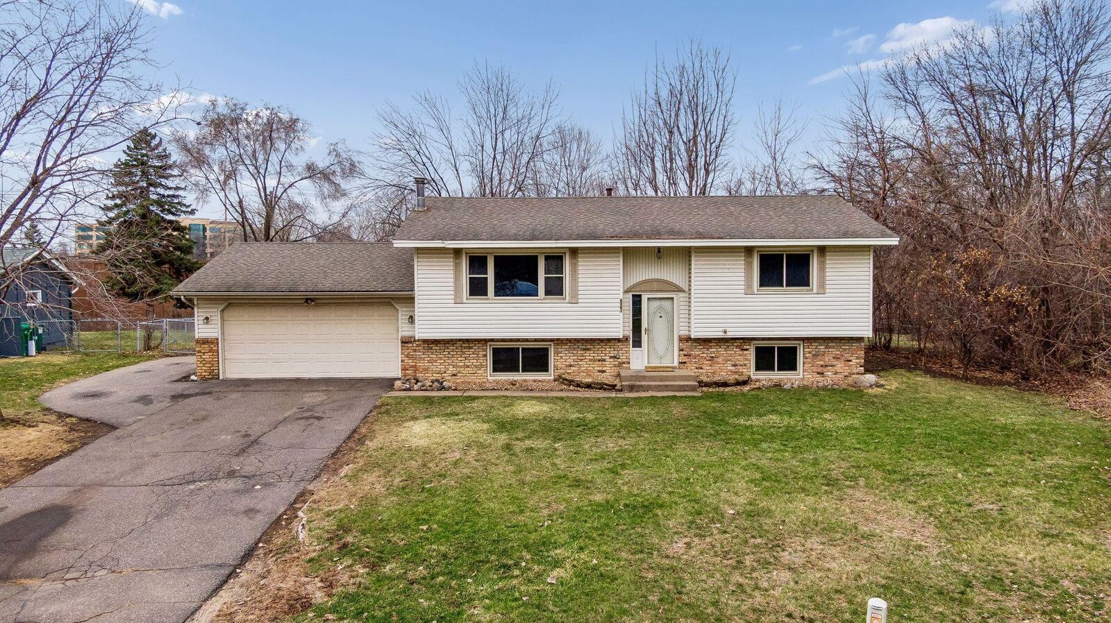 Property Photo:  6061 Hillsboro Avenue N  MN 55428 