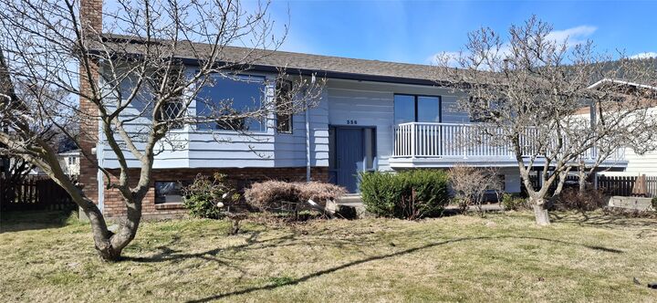 Property Photo: 338 Beach Drive BC V0E 1M0