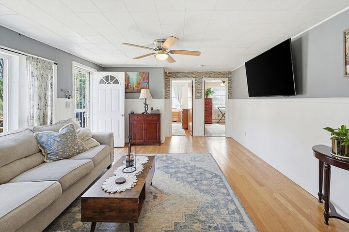 Property Photo:  19 Passway 3  MA 01602 