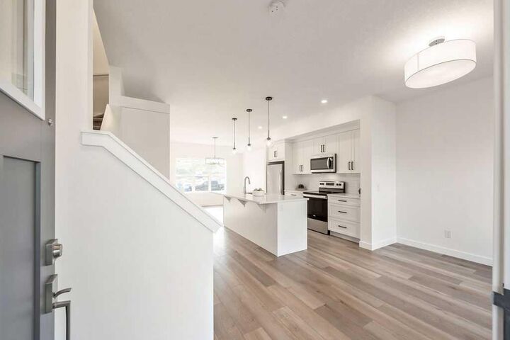 Property Photo: 525 River Heights Drive 905 AB T4C 3E3