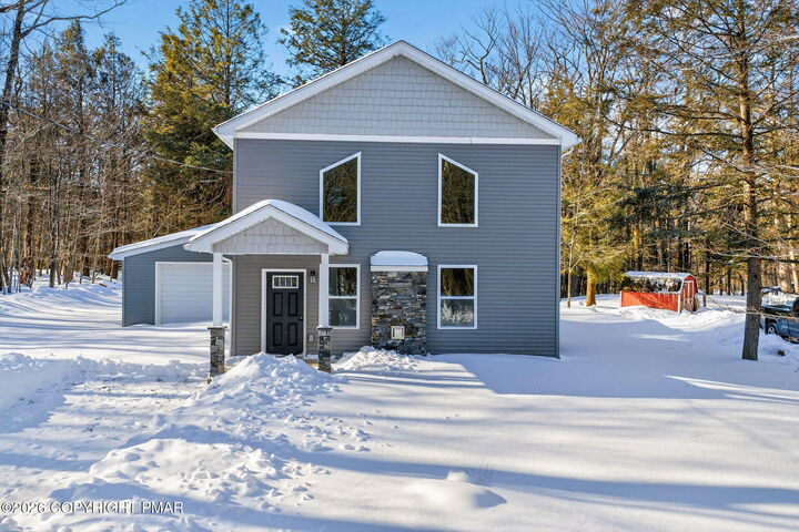 Property Photo:  1073 West Side Drive  PA 18445 