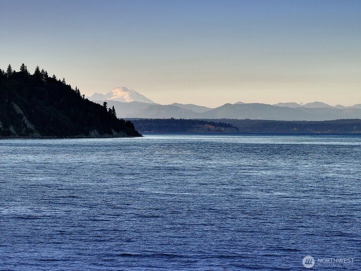 Property Photo:  8267  Franklin Road  WA 98236 