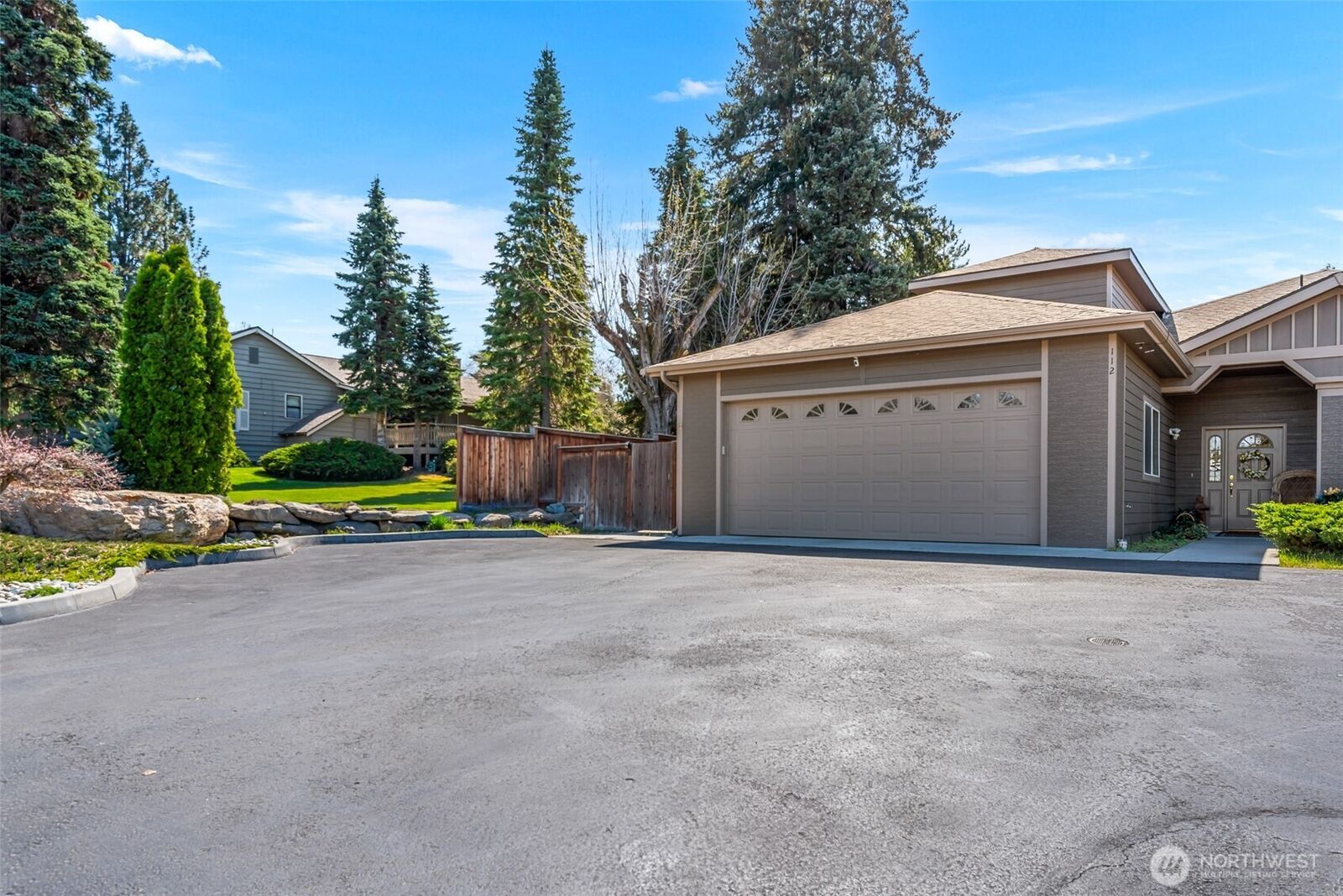 Property Photo:  112  19th Street NE  WA 98802 