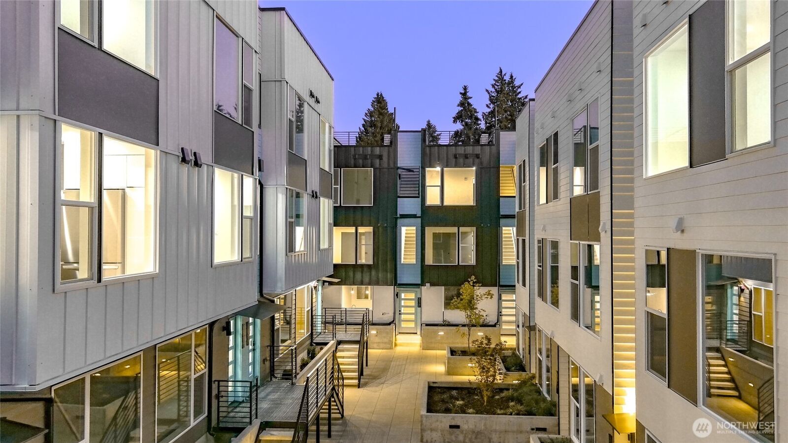 Property Photo:  3500 NE 125th Street C  WA 98125 