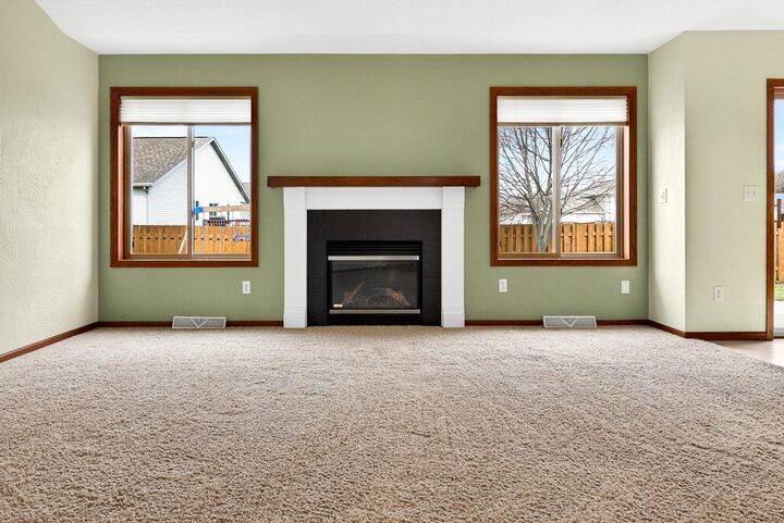 Property Photo:  343 Dakota Lee Way  WI 54963-8239 