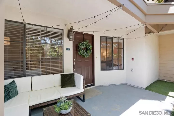 Property Photo:  12588 Carmel Creek Rd 33  CA 92130 