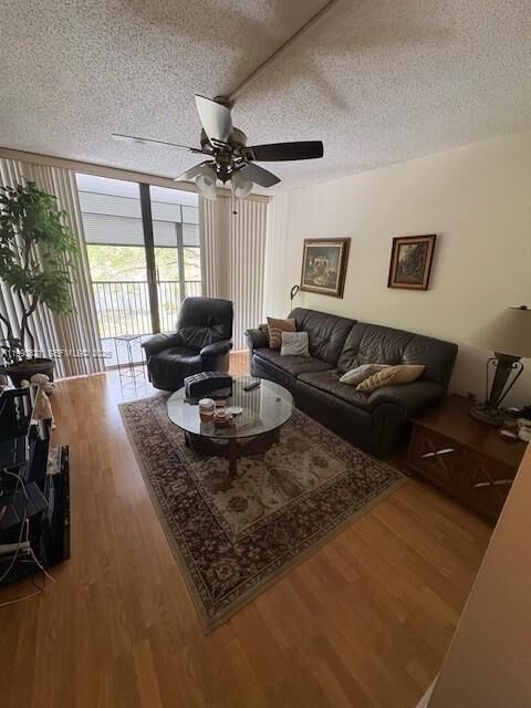 Property Photo:  2812 N 46th Ave G370  FL 33021 