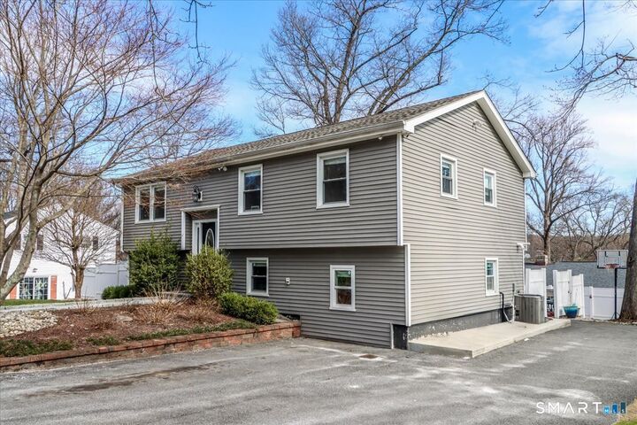 Property Photo:  3 Ken Oaks Drive  CT 06810 