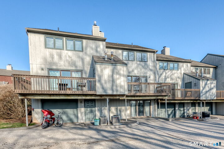 Property Photo:  124 Skyview Drive 124  CT 06416 