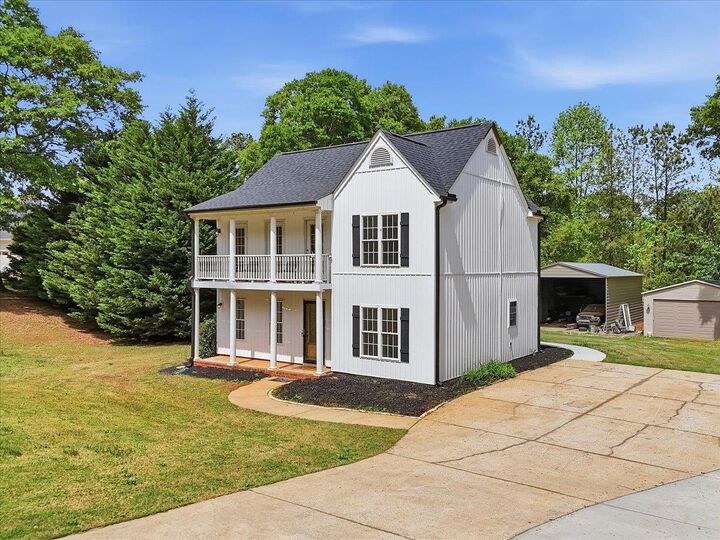 Property Photo:  610 Walnut Way  SC 29626 