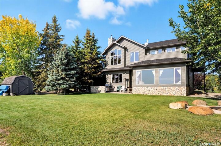 Property Photo:  213 Poplar Place  SK S0M 1J0 