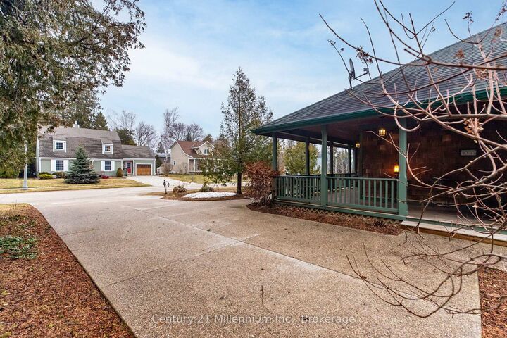 Property Photo: 203 Summerhill Road ON N0H 2L0