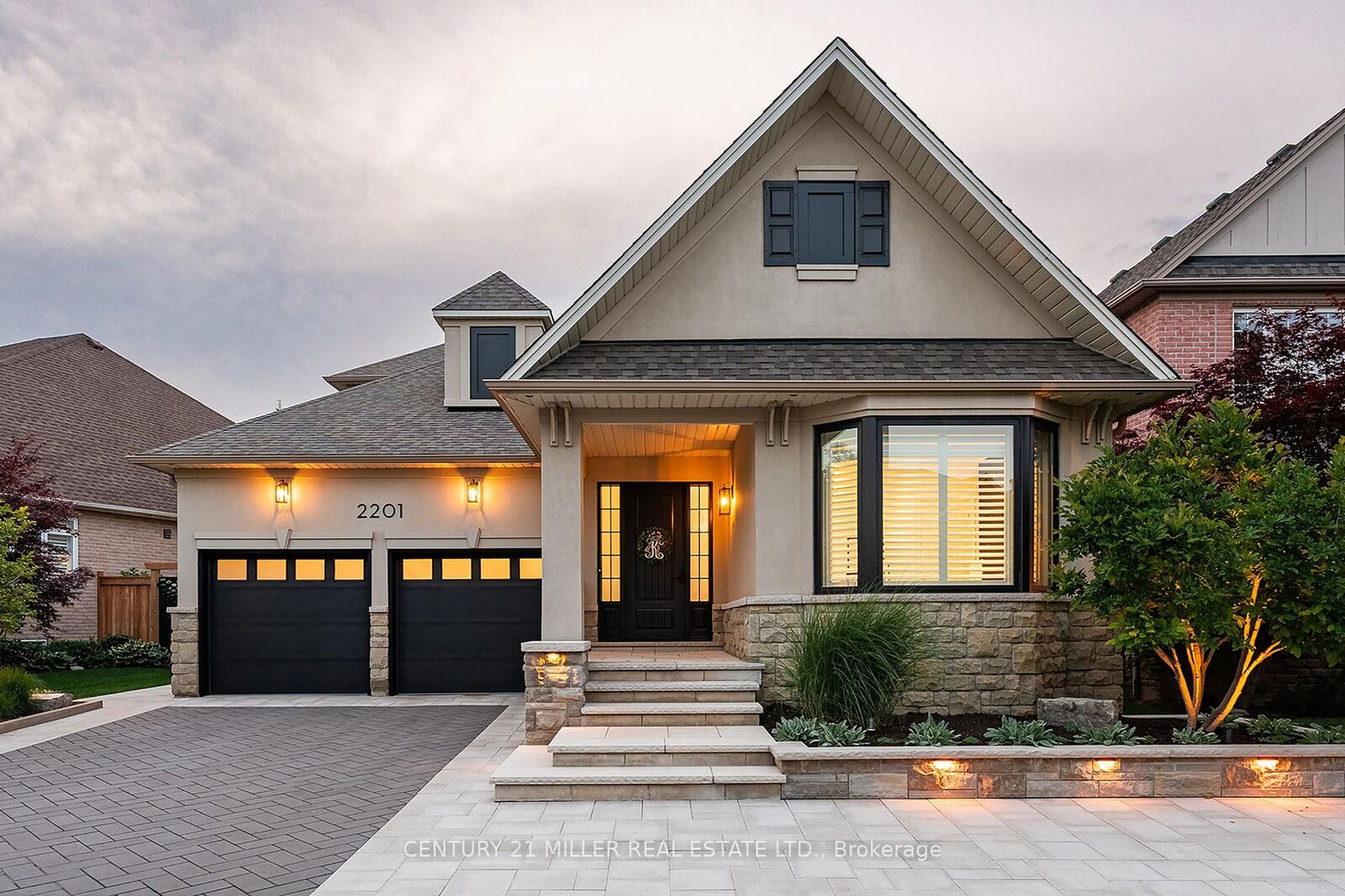 Property Photo:  2201 Rochester Circle  ON L6M 5E3 