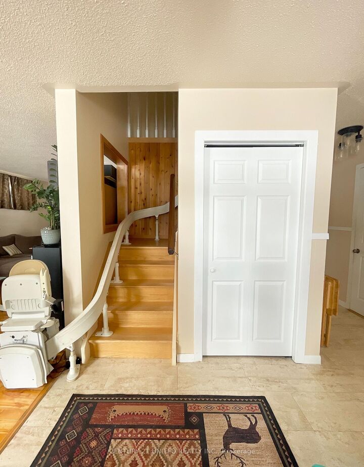 Property Photo:  9588 Ardagh Crescent  ON K0K 2H0 