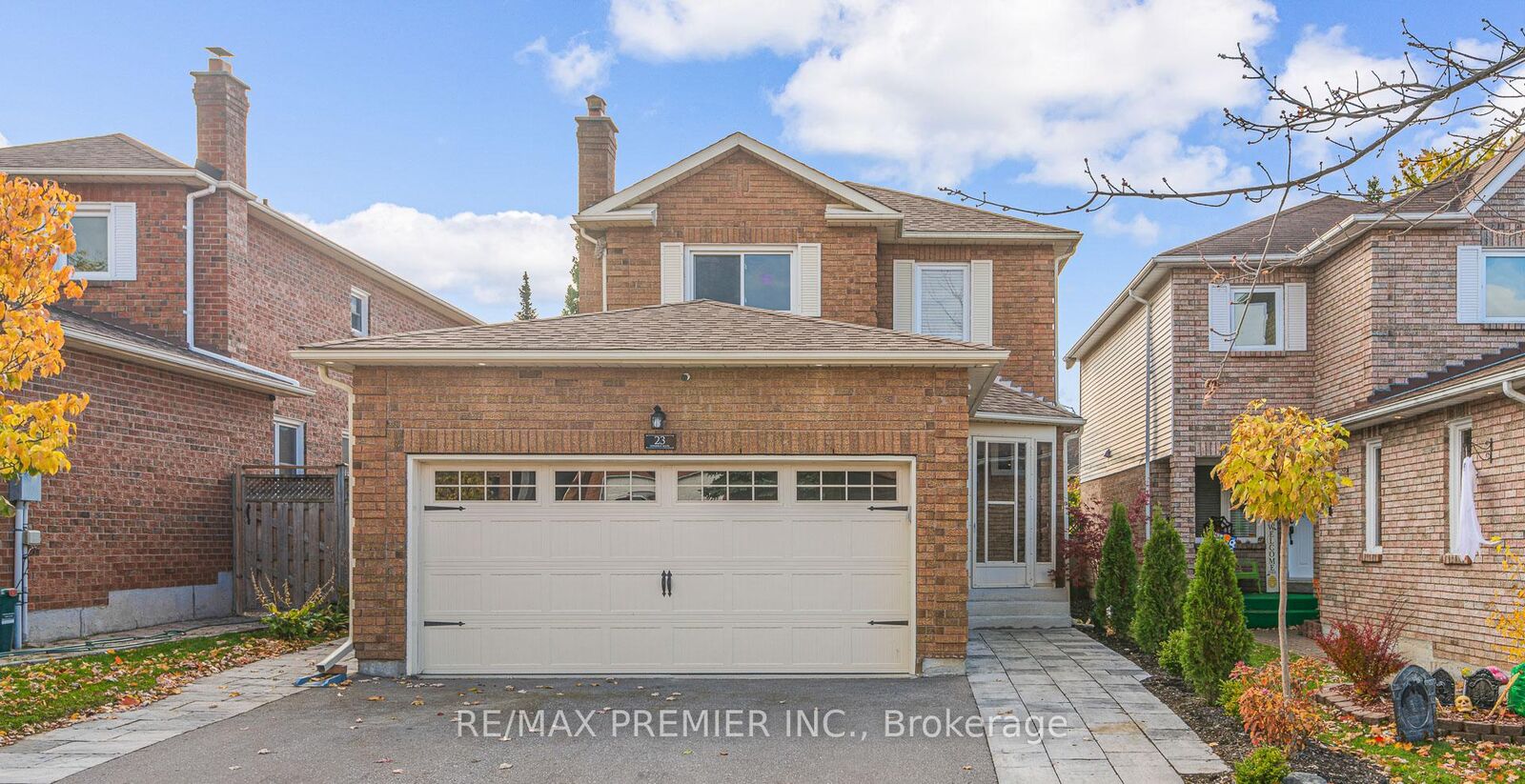 Property Photo: 23 Sunbird Boulevard ON L4P 3R9