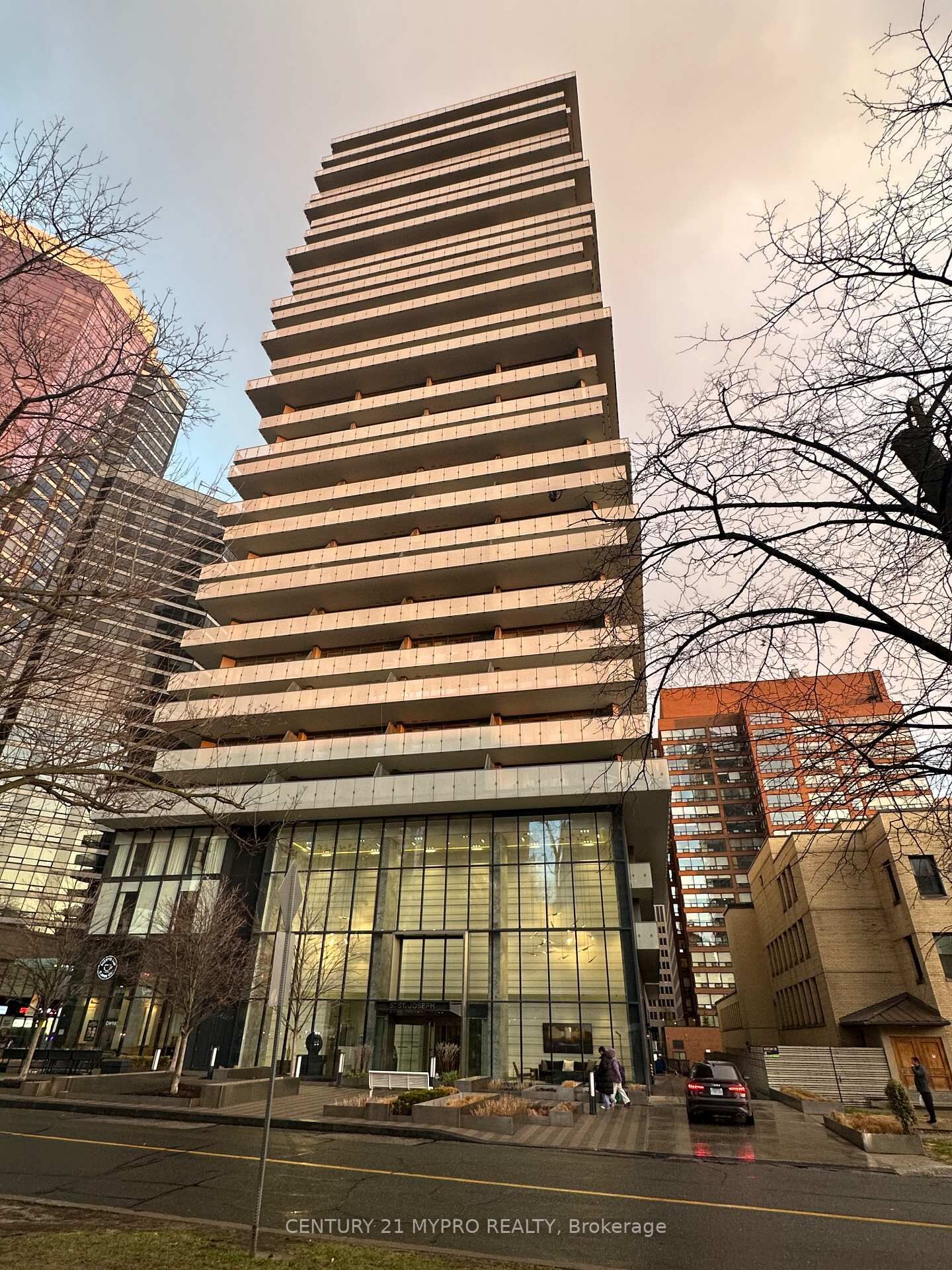 Photo de la propriété: 57 St Joseph Street 612 ON M5S 0C5