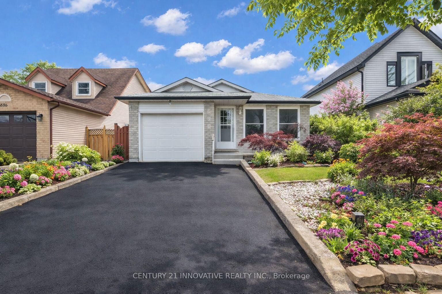 Property Photo:  690 Elgin Street E  ON N1R 7W5 