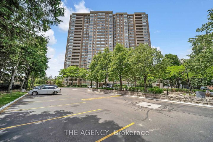 Property Photo: 30 Malta Avenue 505 ON L6Y 4S5