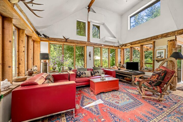 Property Photo: 7555 Central Rd BC V0R 1Z0