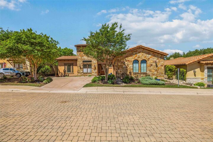 Property Photo: 204 Belforte Avenue TX 78734
