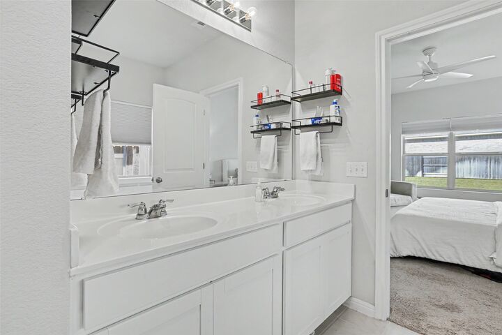 Property Photo: 310 Running M Street TX 78633