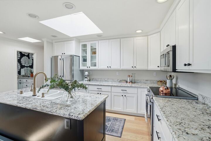 Property Photo: 123 Knollwood Drive CA 94901