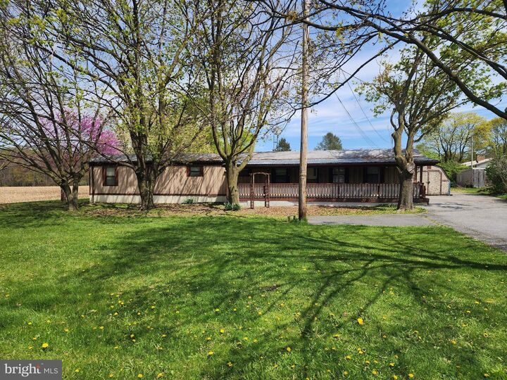 Property Photo:  109 Neil Road  PA 17257 