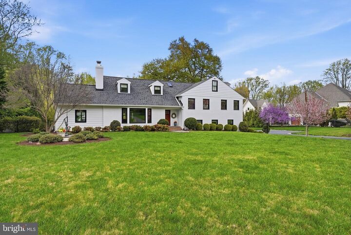 Property Photo:  10712 Lockland Road  MD 20854 