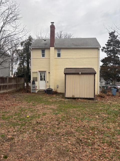 Property Photo: 1017 S Edison Street S VA 22204