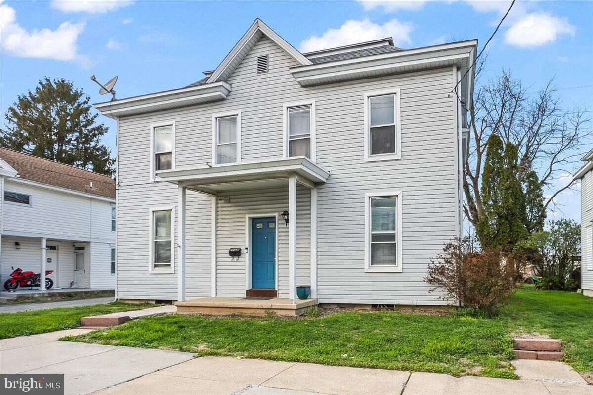 Property Photo: 35 W Donegal Street PA 17552