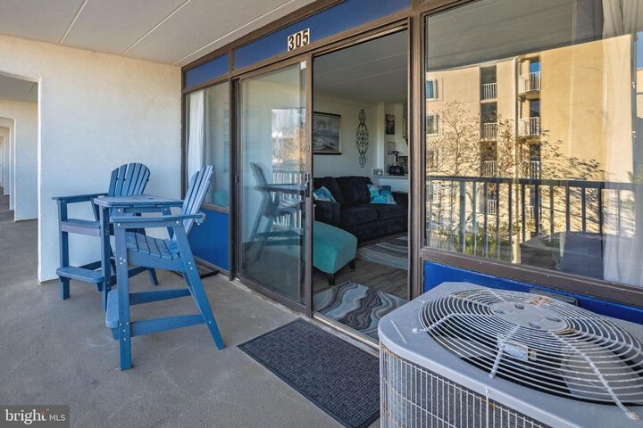 Property Photo:  15 35th Street 305  MD 21842 