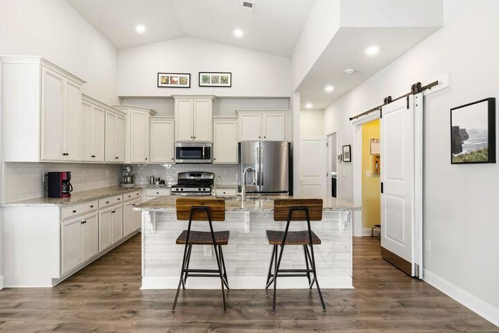 Property Photo:  213 Sherwood Dr.  SC 29576 